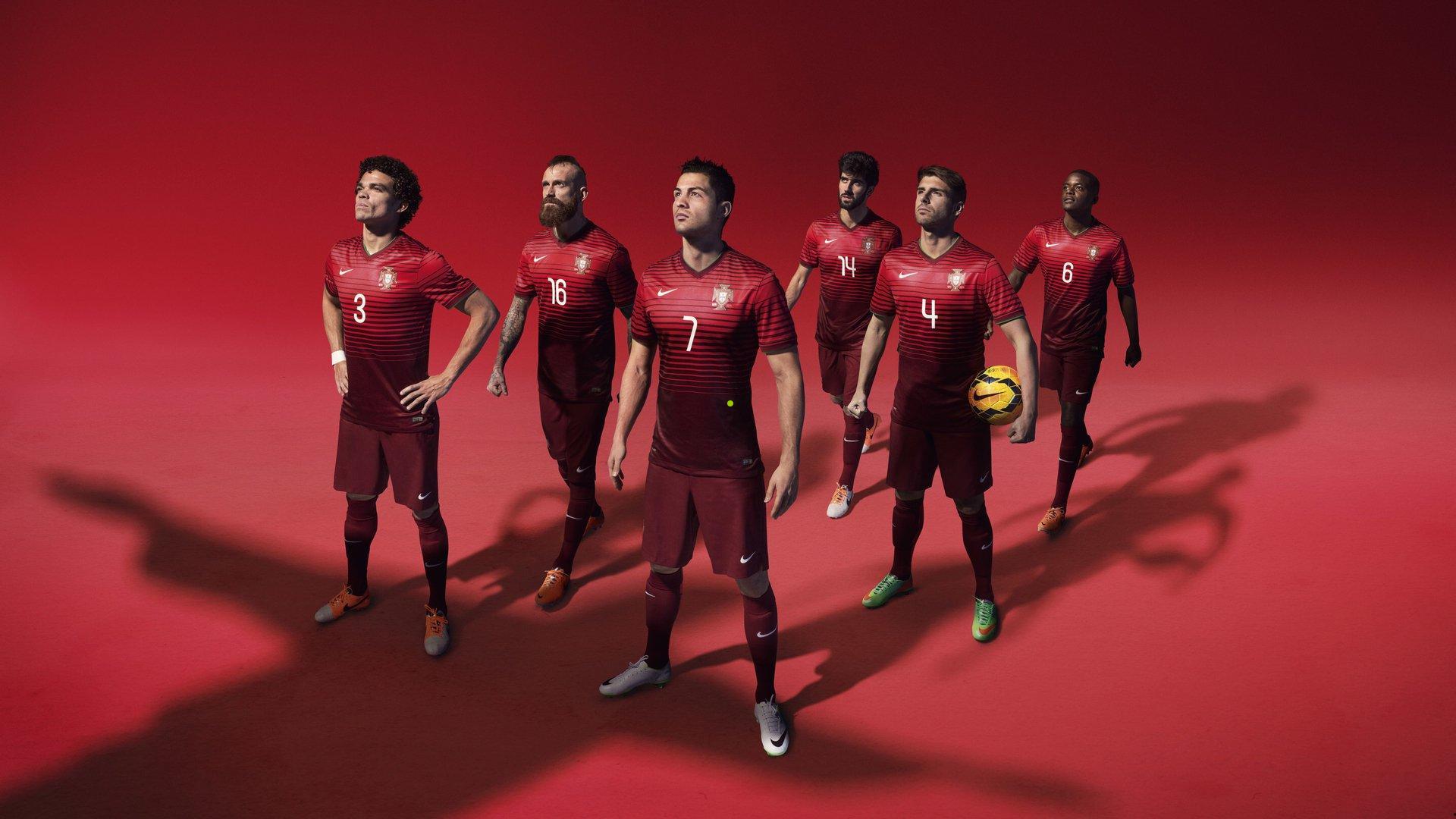 蜘蛛出没！骑士队官方狂晒创意照，祝贺米切尔荣膺东部周最佳球员